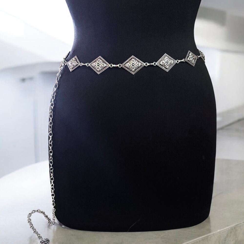 Silver Vintage Geometric Chain Belt